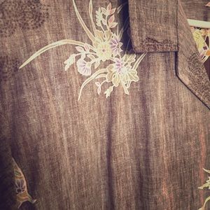 Made for Andrade, Fine Resort Apparel Button-up